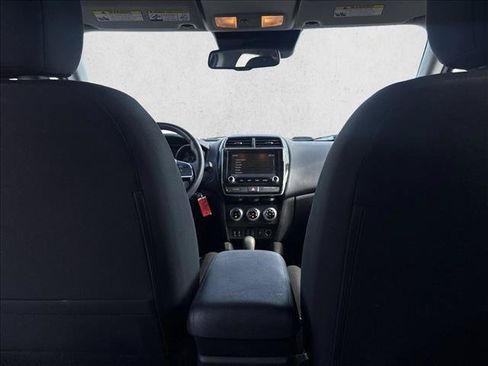 Used 2022 Mitsubishi Outlander Sport ES FWD image 18