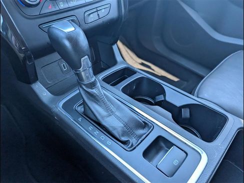 Used 2017 Ford Escape Titanium image 19