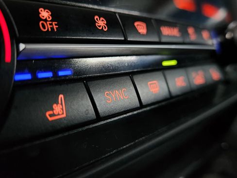 Used 2014 BMW 650i xDrive Convertible image 47