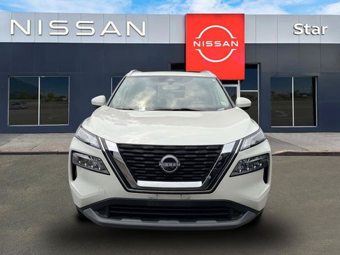 Used 2023 Nissan Rogue SV w/ SV Premium B Package AWD/4WD image 2
