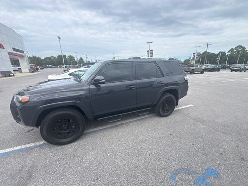 Used 2024 Toyota 4Runner SR5 Premium AWD/4WD image 5
