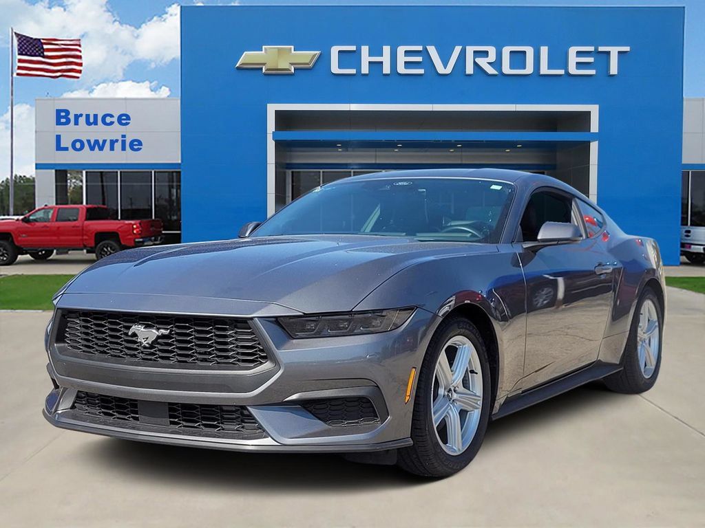 Used 2026 Ford Mustang Premium RWD image 1