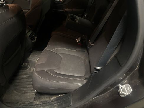 Used 2016 Jeep Cherokee Latitude image 15