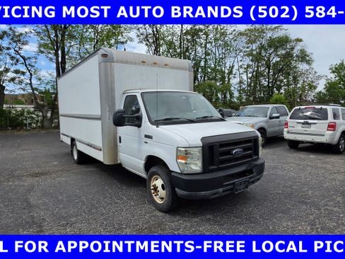 Used 2010 Ford E-350 and Econoline 350 Super Duty RWD image 4