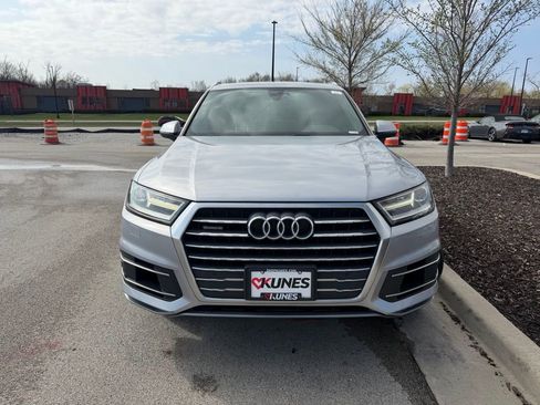 Used 2017 Audi Q7 3.0T Premium w/ Towing Package image 3
