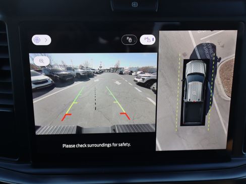 Used 2025 Ford F250 Lariat image 28