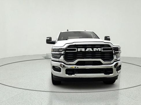 Used 2025 RAM 2500 Big Horn AWD/4WD image 2