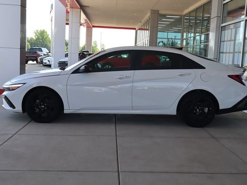 Used 2026 Hyundai Elantra Sport FWD image 4