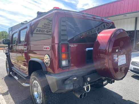 Used 2004 HUMMER H2 w/ Preferred Equipment Group image 8