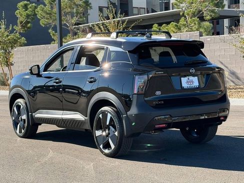 New 2026 Nissan Kicks SR w/ Cold Weather Package FWD image 3