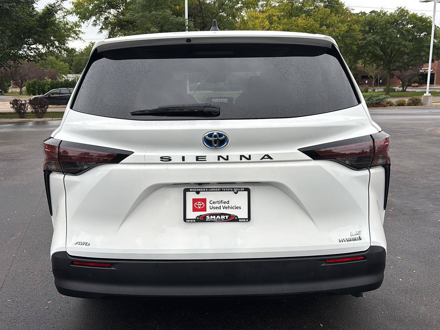 Used 2024 Toyota Sienna LE AWD/4WD image 20