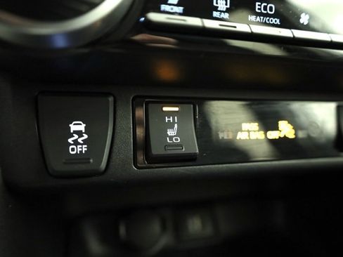 Certified 2023 Toyota RAV4 XLE image 21