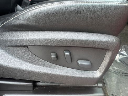 Used 2017 GMC Sierra 1500 SLT image 28