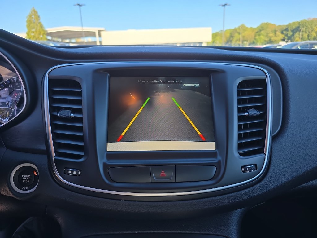 Used 2017 Chrysler 200 Limited Platinum FWD image 27