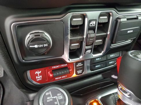 New 2026 Jeep Wrangler Unlimited Rubicon AWD/4WD image 20