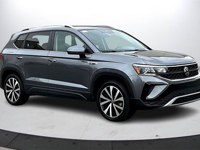 Used 2024 Volkswagen Taos SE