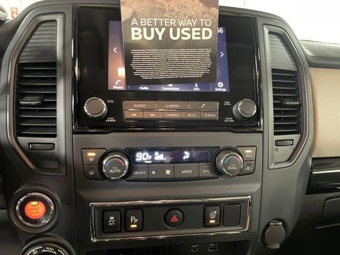 Certified 2024 Nissan Titan SV w/ SV Convenience Package image 23