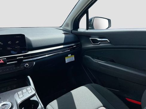 New 2026 Kia Sportage LX FWD image 22