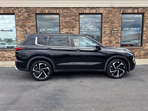 Used 2022 Mitsubishi Outlander SE AWD/4WD image 6
