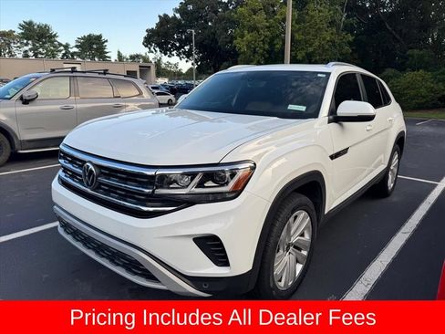 Used 2023 Volkswagen Atlas Cross Sport SE w/ Panoramic Sunroof Package FWD image 10