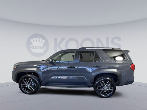 Used 2026 Toyota 4Runner SR5 image 2