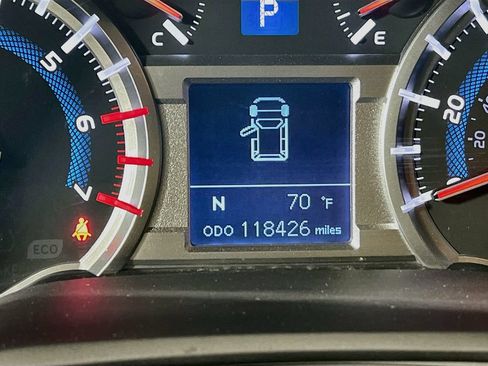 Certified 2019 Toyota 4Runner TRD Off-Road Premium AWD/4WD image 11