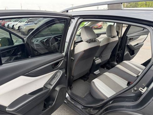 Used 2018 Subaru Crosstrek 2.0i Premium AWD/4WD image 10