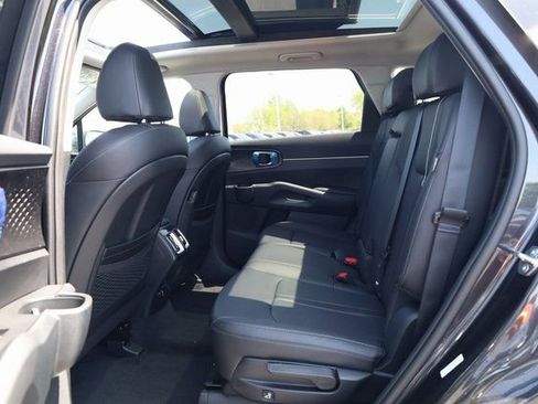 New 2025 Kia Sorento S w/ Panoramic Sunroof Package image 23