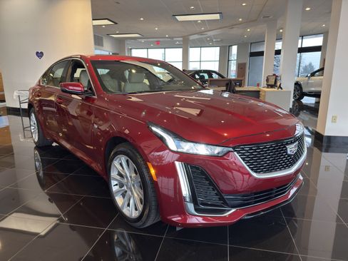 Certified 2024 Cadillac CT5 Luxury w/ Sun And Sound Package image 9