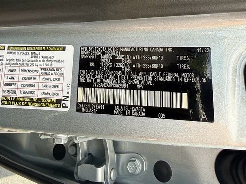 Used 2023 Lexus RX 350 Premium w/ Cold Area Package AWD/4WD image 31
