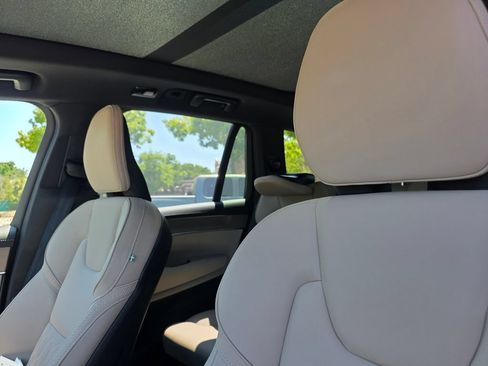 Used 2026 Volvo XC90 B6 Plus AWD/4WD image 13