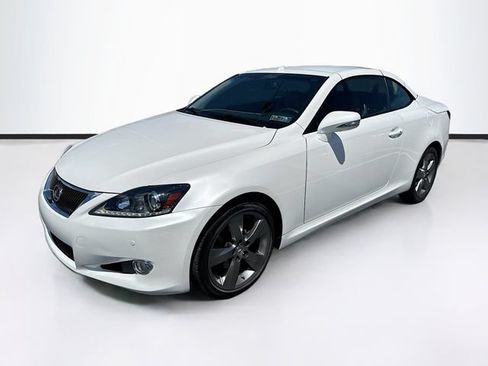Used 2011 Lexus IS 250C w/ Luxury Pkg RWD image 4