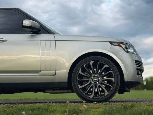 Used 2016 Land Rover Range Rover Supercharged AWD/4WD image 35