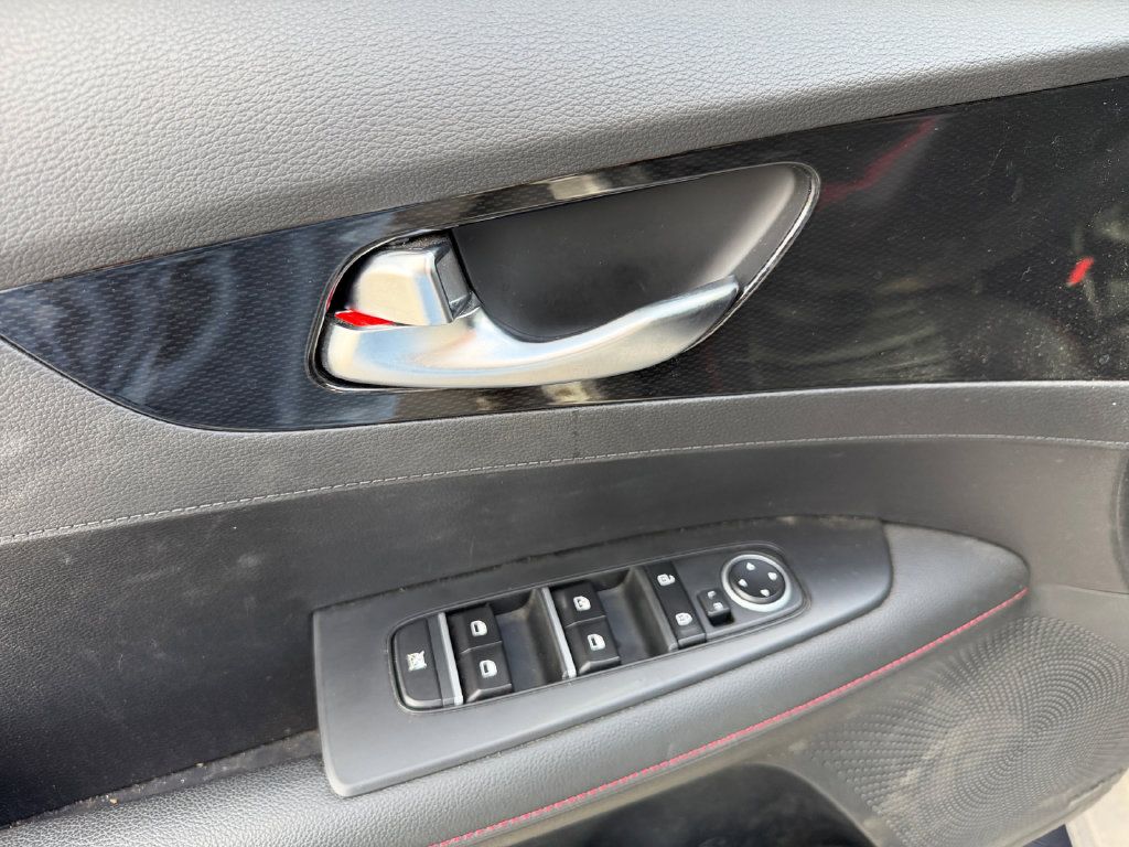 Used 2024 Kia Forte GT FWD image 18