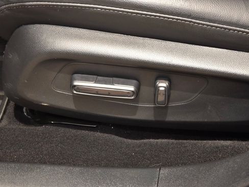 Used 2025 Honda HR-V EX-L image 33