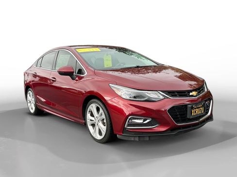 Used 2016 Chevrolet Cruze Premier w/ RS Package image 7