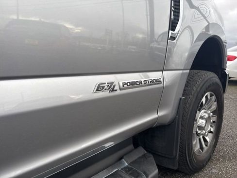 Used 2022 Ford F350 Lariat w/ Camper Package image 10