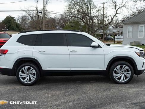 Used 2021 Volkswagen Atlas SE image 4