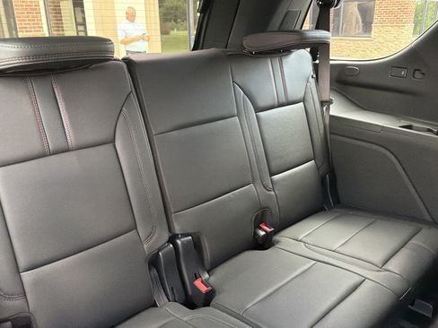 Used 2025 Chevrolet Tahoe RST w/ Comfort Package RWD image 16