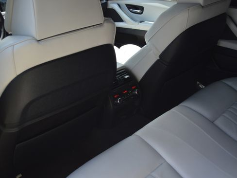 Used 2014 BMW M5 image 30