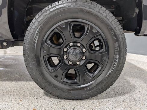 Used 2018 RAM 2500 Laramie w/ Sport Appearance Group image 12