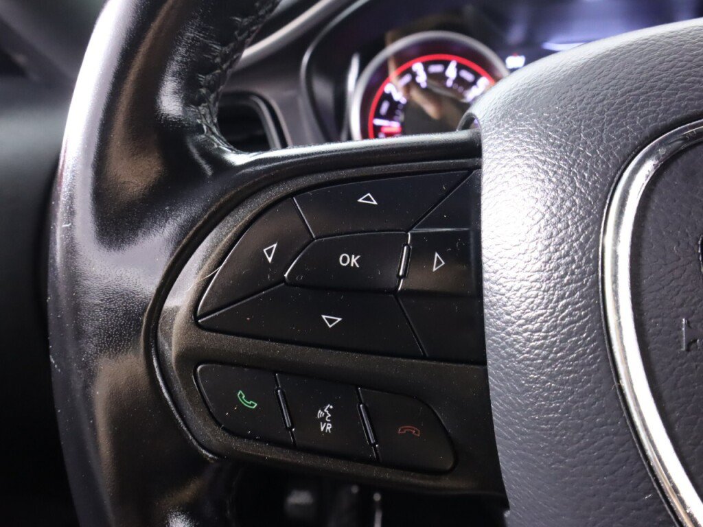Used 2021 Dodge Challenger SXT RWD image 12