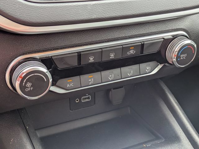 Used 2024 Nissan Altima 2.5 S FWD image 23