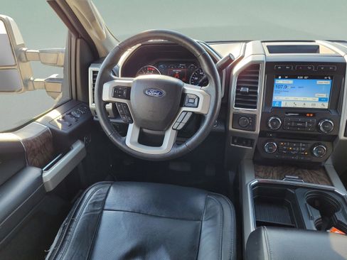 Used 2018 Ford F350 Lariat w/ Lariat Ultimate Package image 11