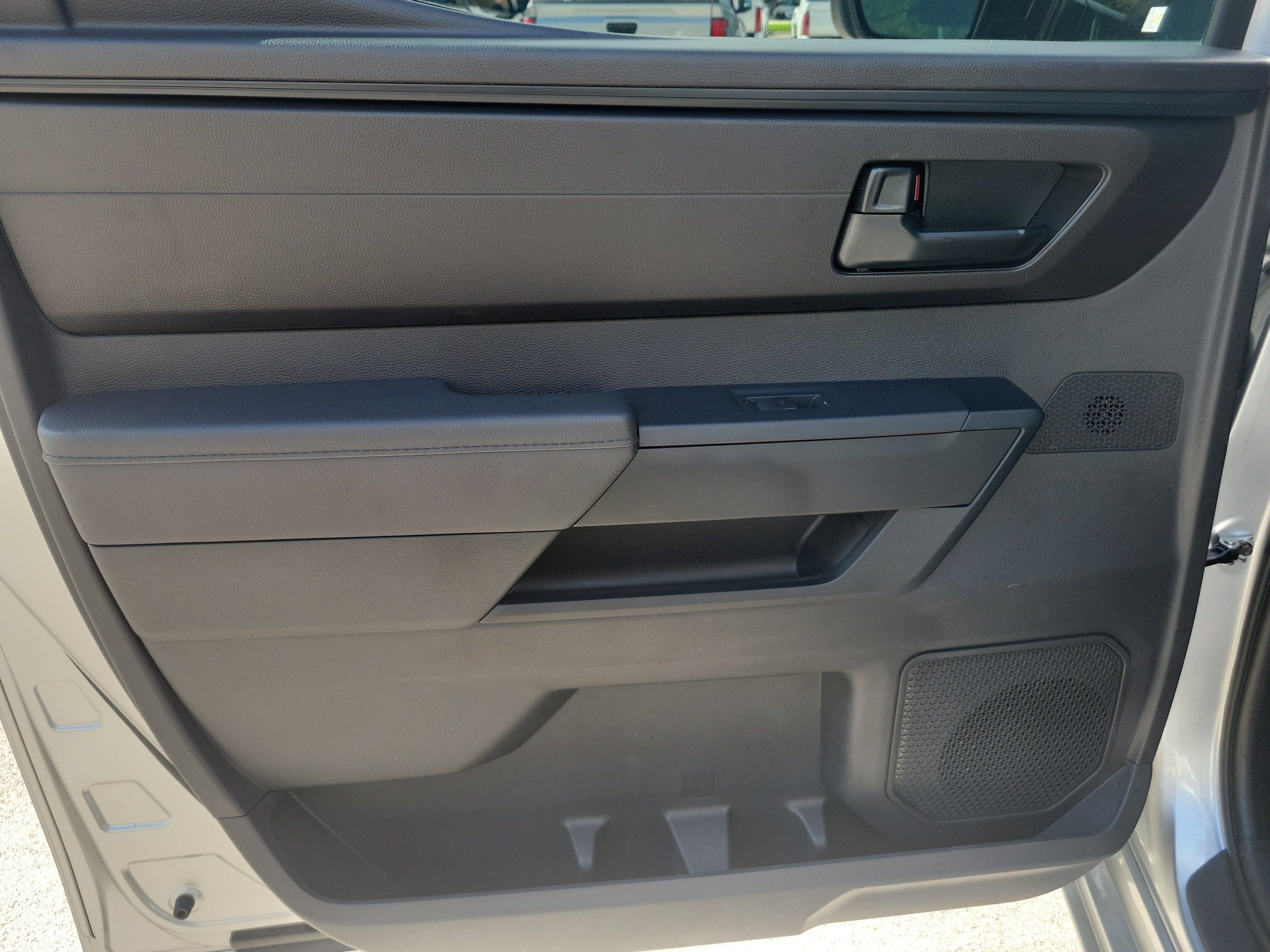 Used 2026 Toyota Tundra SR AWD/4WD image 10