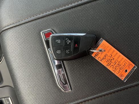 Used 2024 GMC Sierra 2500 AT4 w/ AT4 Premium Plus Package AWD/4WD image 30