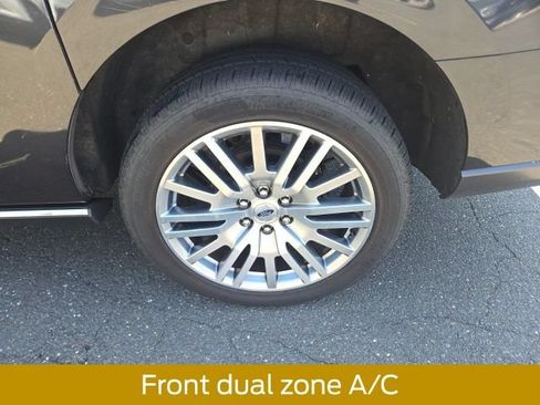 Used 2023 Ford Expedition Max Limited AWD/4WD image 13