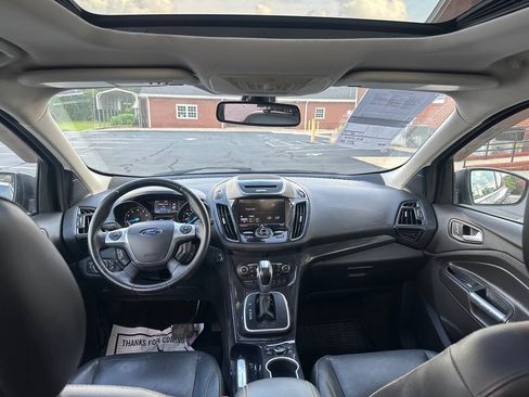 Used 2014 Ford Escape Titanium w/ Equipment Group 401A AWD/4WD image 15