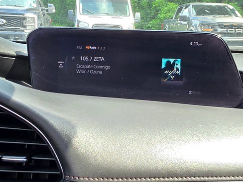 Used 2019 MAZDA MAZDA3 Hatchback w/ Premium Package FWD image 11