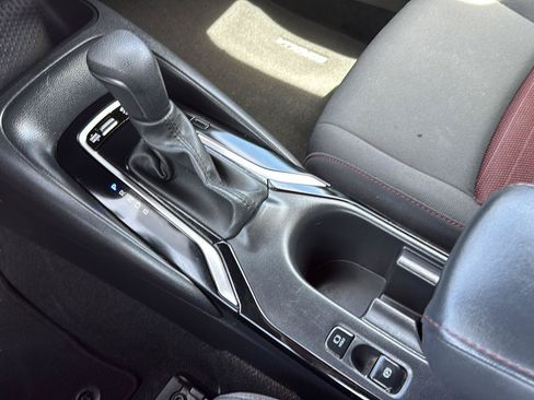 Used 2024 Toyota Corolla SE FWD image 20